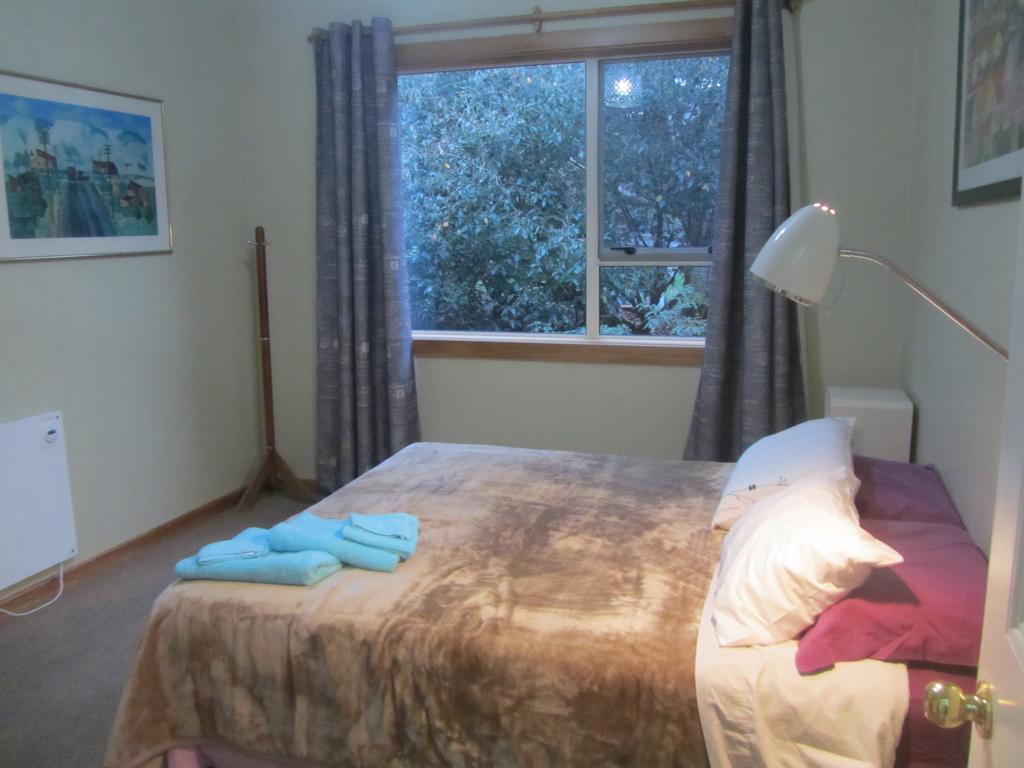 Koromiko Cottage At Lochsloy Farmstay Little River Buitenkant foto
